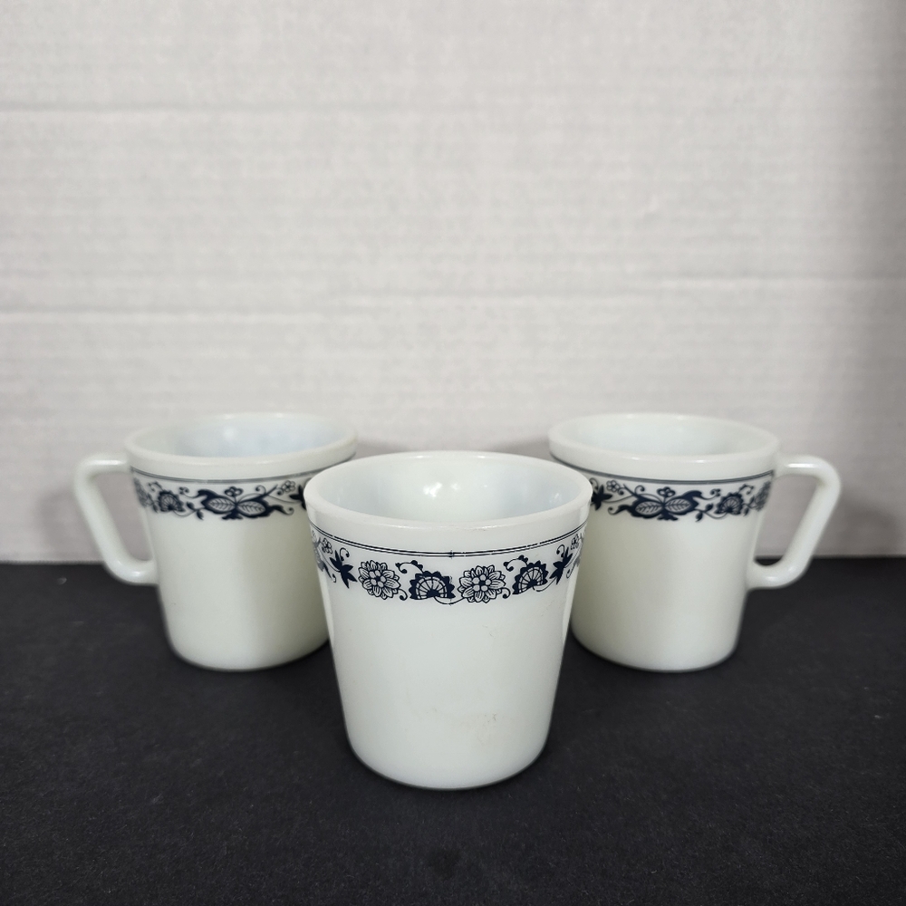Vintage Pyrex Old Town Blue Onion Mugs #1410 Lot Of 3